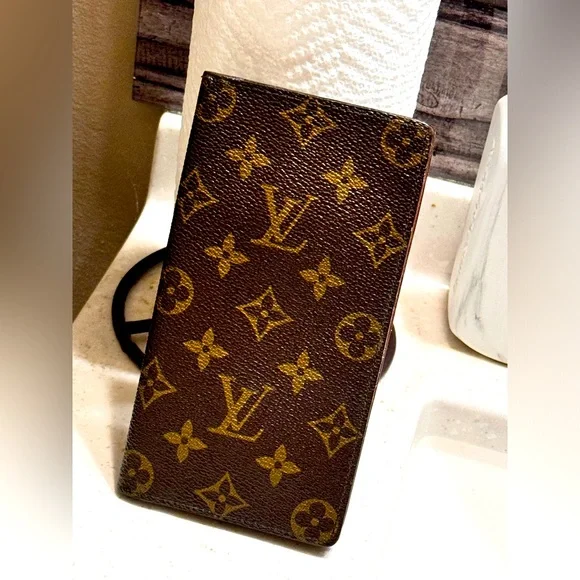 Louis Vuitton Long Flap Checkbook Wallet - Picture 3 of 12